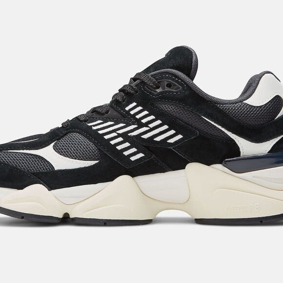 Brand new New Balance 9060 white/black Size 10 - Picture 3 of 4